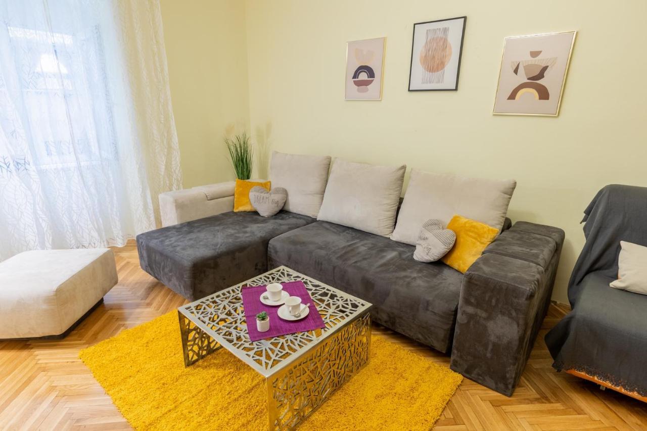 Apartman Kortil Rijeka Exteriör bild